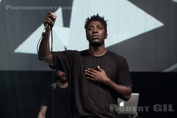 KELE OKEREKE - 2014-10-25 - PARIS - Gaite Lyrique - 
